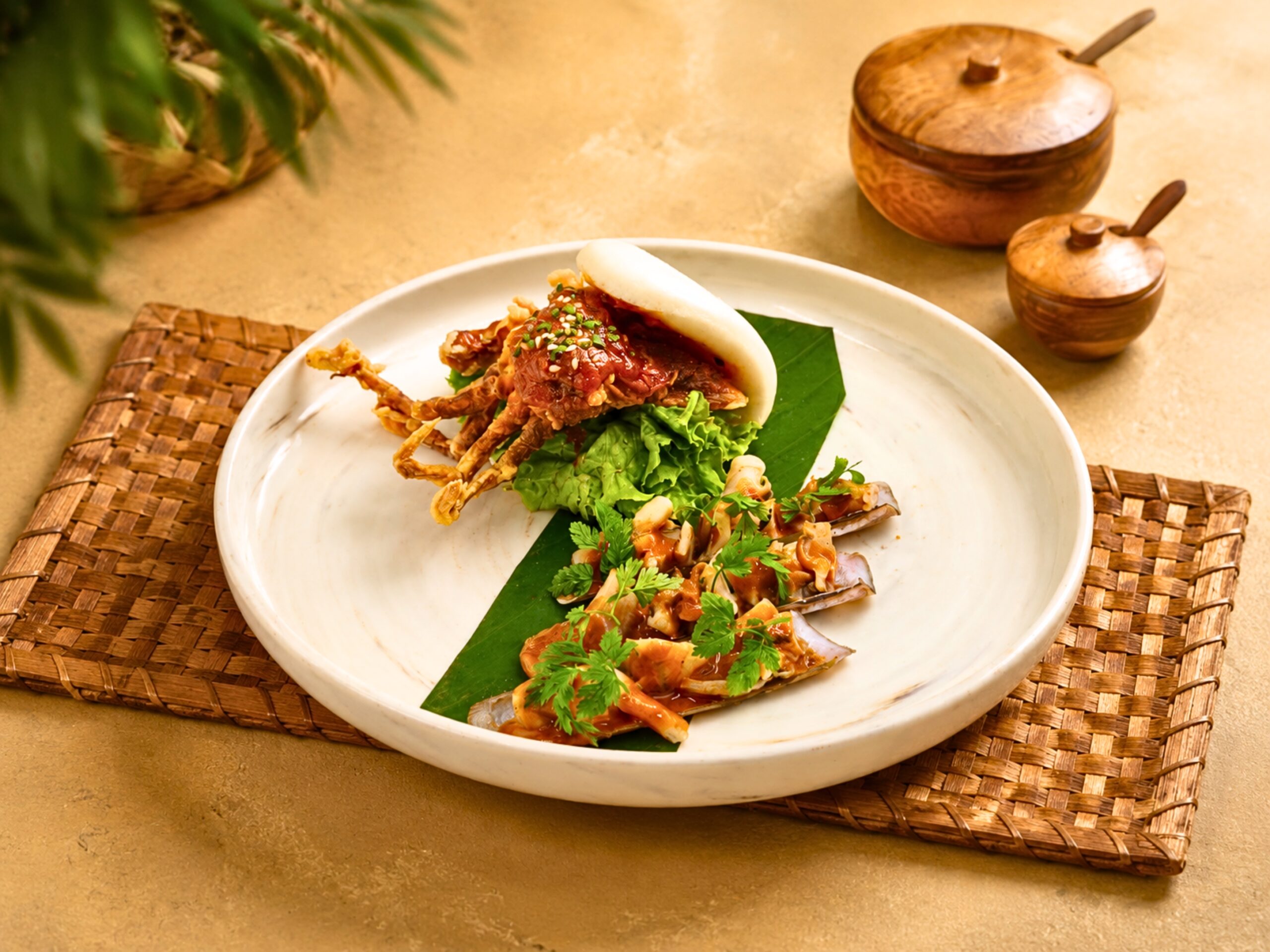 Hotel Indigo Singapore Katong, Hotel Indigo Bintan Lagoi Beach Across the Straits 4-hands Lunch Dinner Singapore Baba Chews, Singapore Chilli Crab Bao with Bintan Bamboo Clams